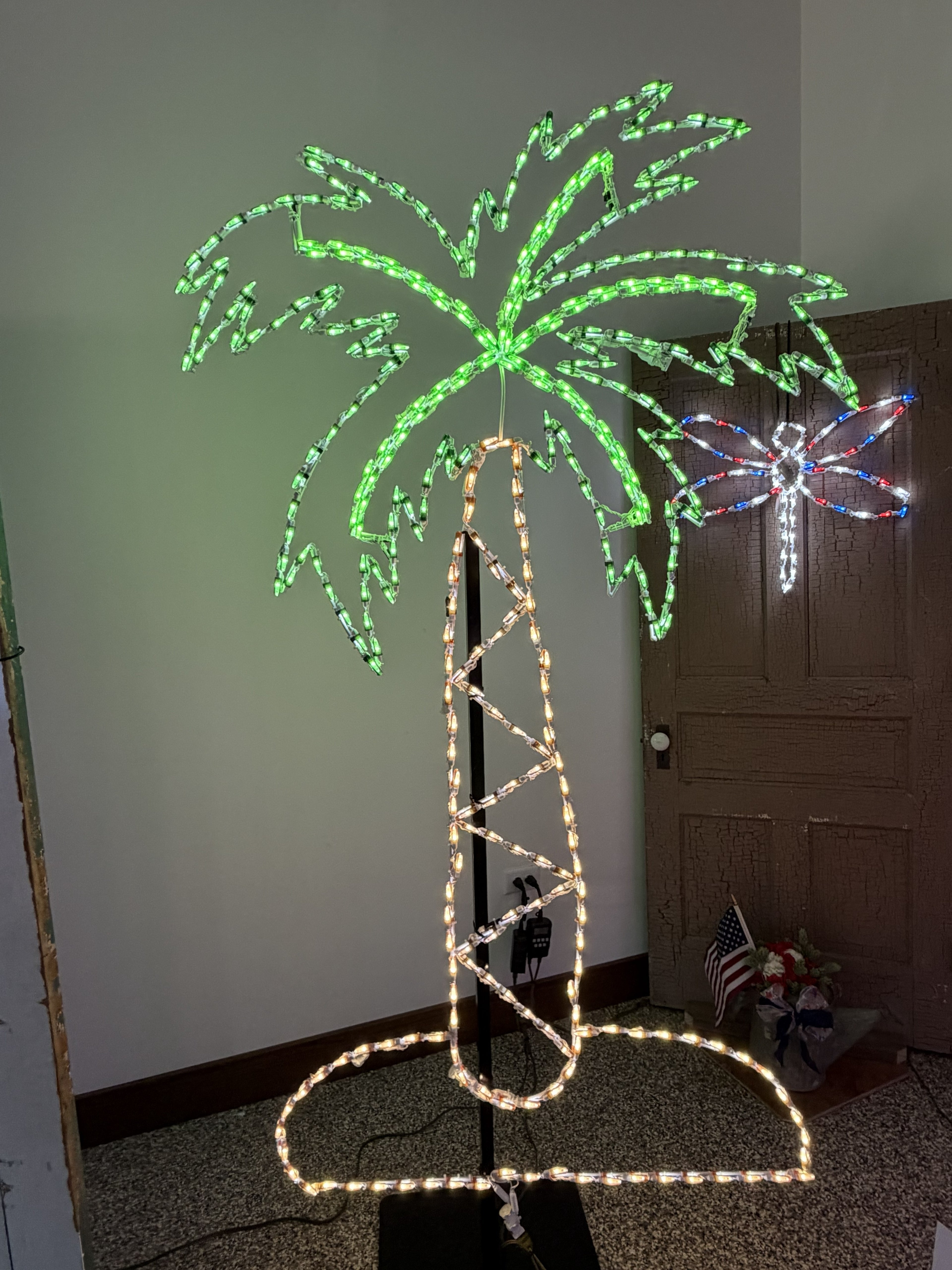 LED Palm Tree Yard Art